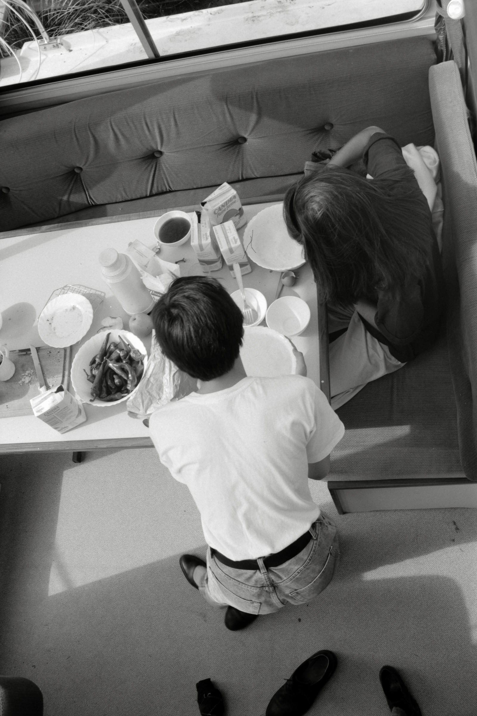 AHP F1990 09 006 sc250506 img05 NLP